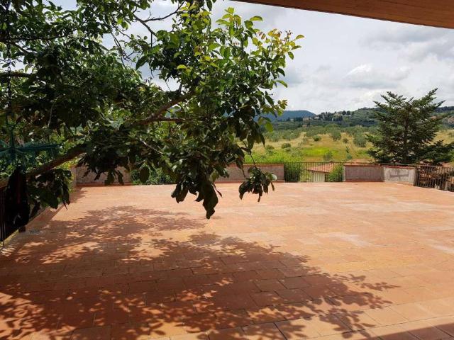 Villa Indipendente in vendita a Carmignano, La Serra