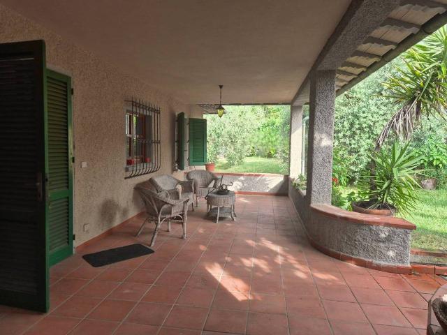 Villa Indipendente in vendita a Carmignano, Toscana