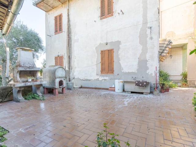 Villa Indipendente in vendita a Carmignano, Toscana