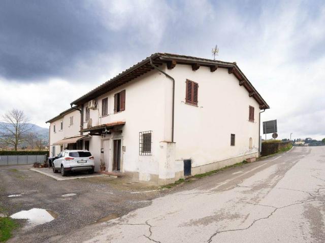 Villa Indipendente in vendita a Carmignano, Seano