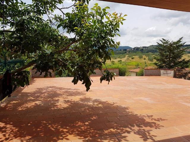Villa Indipendente in vendita a Carmignano, La Serra