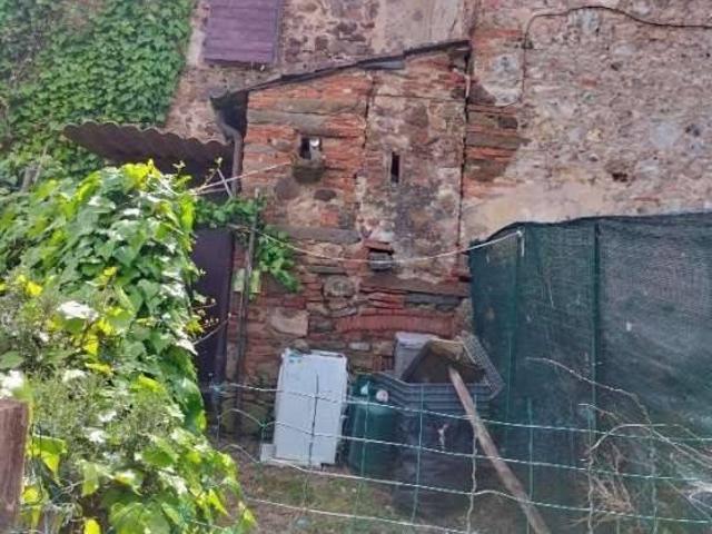 Villa Indipendente in vendita a Carmignano, Castello