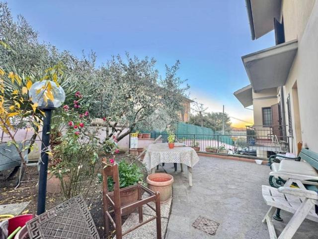 Villa Indipendente in vendita a Carmignano, Seano