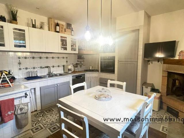 Villa Indipendente in vendita a Carmignano, Toscana