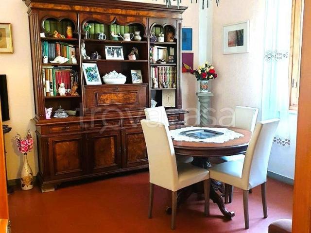 Villa Indipendente in vendita a Carmignano, Toscana