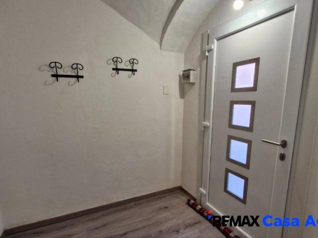Villa Indipendente in vendita a Carnago, Lombardia
