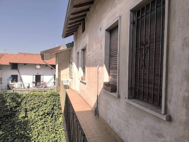 Villa Indipendente in vendita a Carnago, Lombardia
