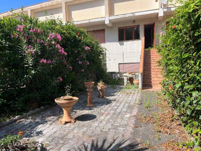 Villa Indipendente in vendita a Caronia, Sicilia