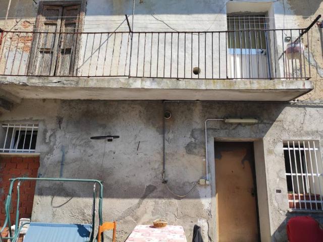 Villa Indipendente in vendita a Bariola, Caronno Pertusella