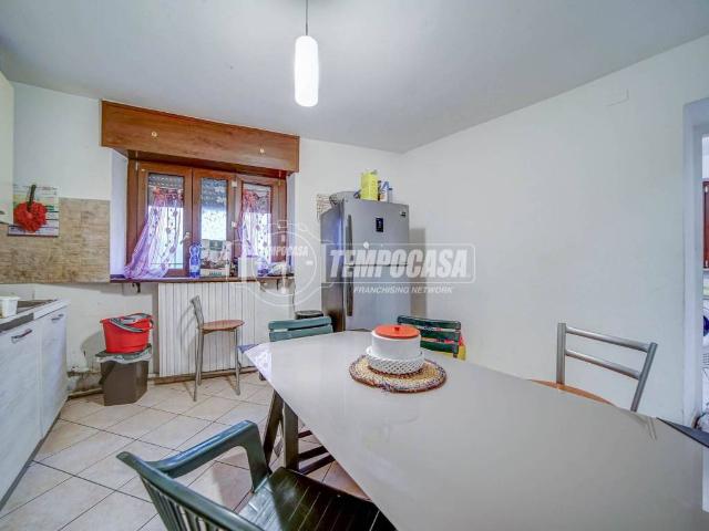 Villa Indipendente in vendita a Travaino, Caronno Varesino