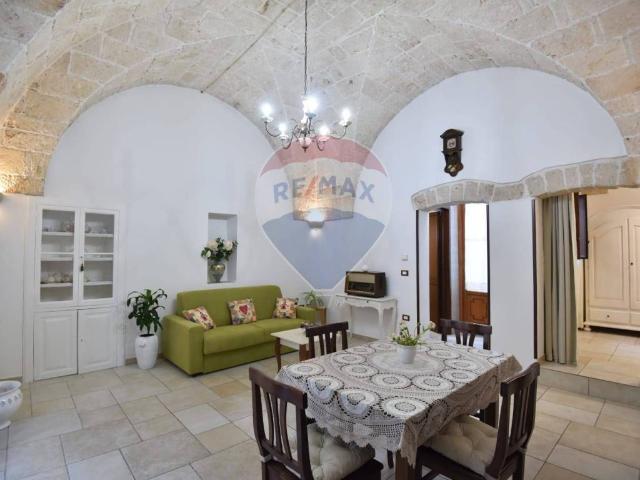 Villa Indipendente in vendita a Carovigno, Brindisi
