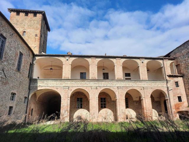 Villa Indipendente in vendita a Carpaneto Piacentino, Reggio Emilia