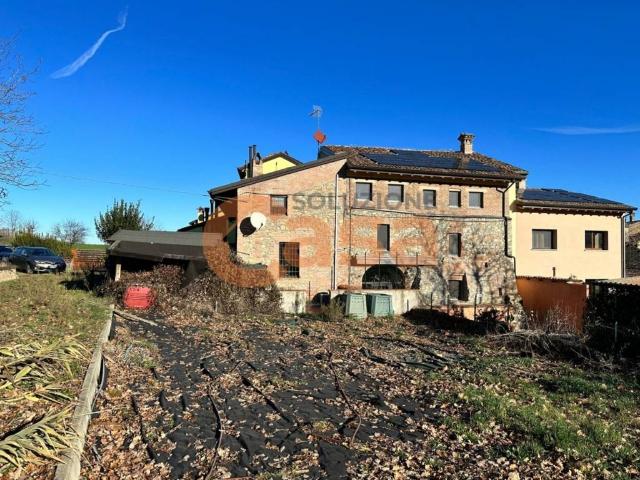 Villa Indipendente in vendita a Carpaneto Piacentino, Reggio Emilia