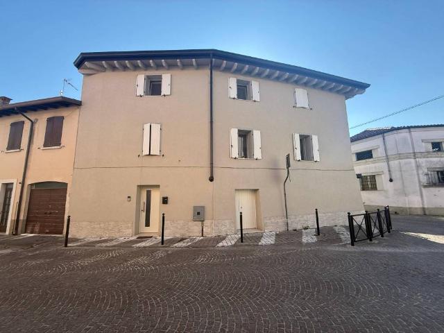 Villa Indipendente in vendita a Cornali, Carpenedolo
