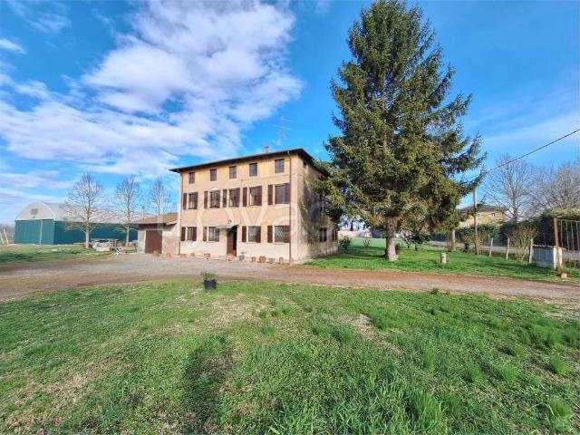 Villa Indipendente in vendita a Unione delle Terre d'Argine, Carpi