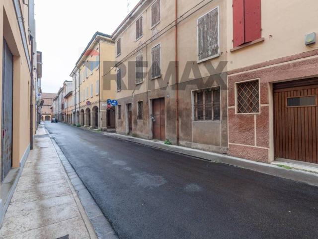 Villa Indipendente in vendita a Unione delle Terre d'Argine, Carpi
