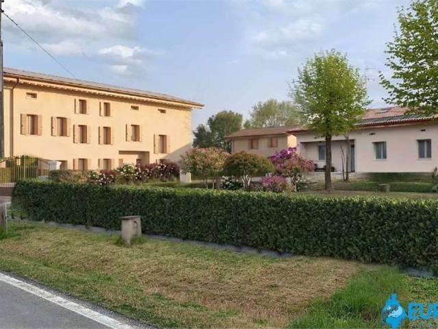 Villa Indipendente in vendita a Unione delle Terre d'Argine, Carpi