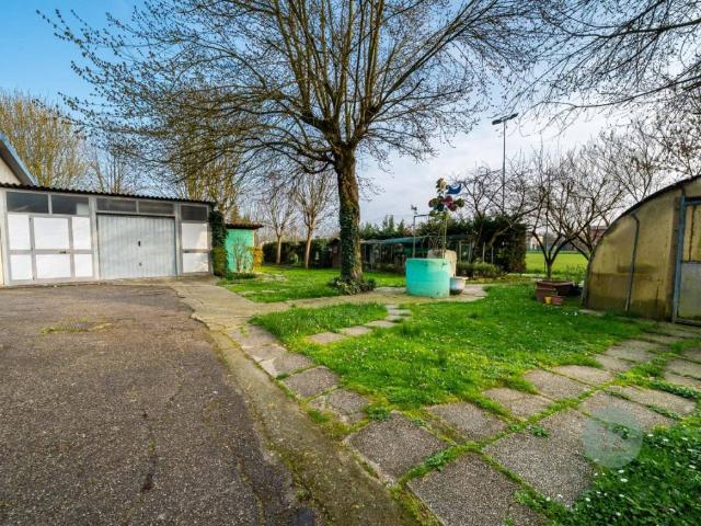 Villa Indipendente in vendita a Unione delle Terre d'Argine, Carpi