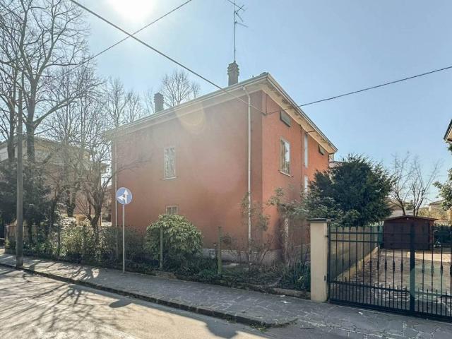 Villa Indipendente in vendita a Unione delle Terre d'Argine, Carpi