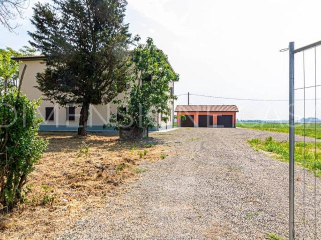 Villa Indipendente in vendita a Unione delle Terre d'Argine, Carpi