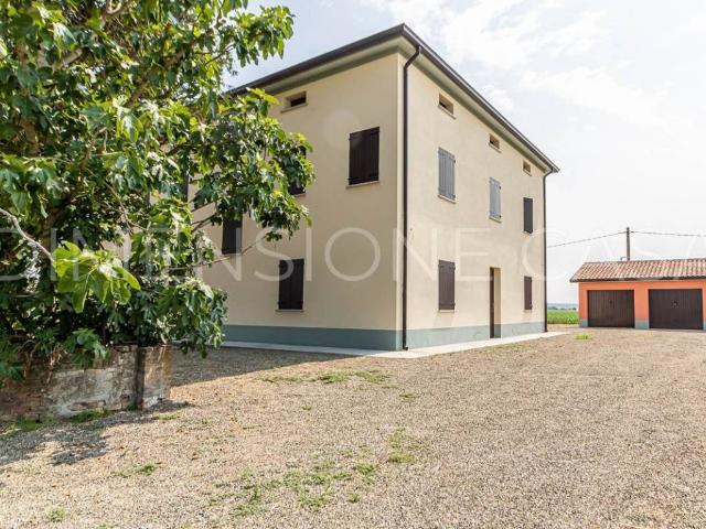 Villa Indipendente in vendita a Unione delle Terre d'Argine, Carpi