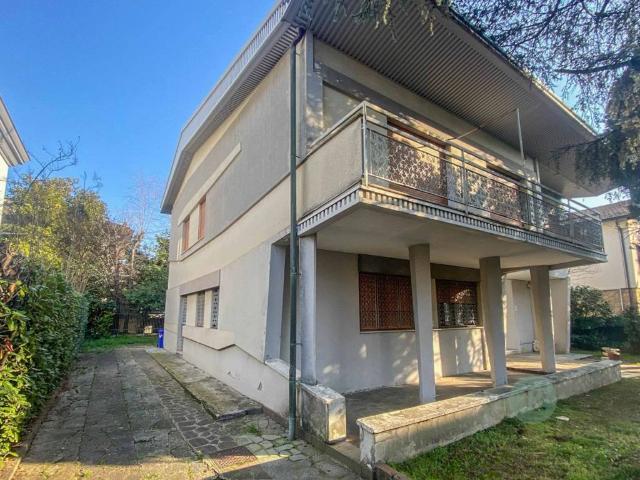 Villa Indipendente in vendita a Unione delle Terre d'Argine, Carpi
