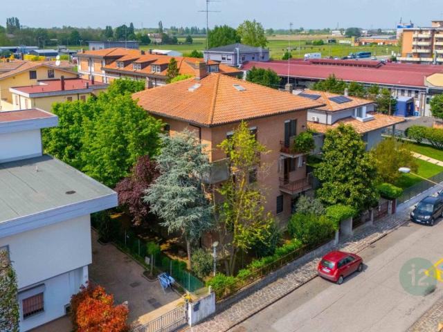 Villa Indipendente in vendita a Unione delle Terre d'Argine, Carpi