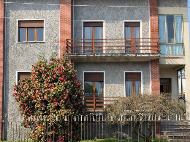 Villa Indipendente in vendita a Piemonte, Novara