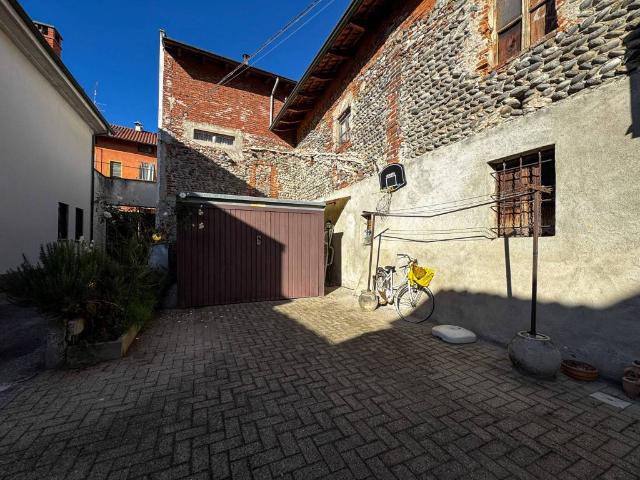 Villa Indipendente in vendita a Piemonte, Novara