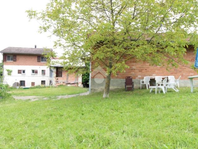 Villa Indipendente in vendita a Appennino Reggiano, Re