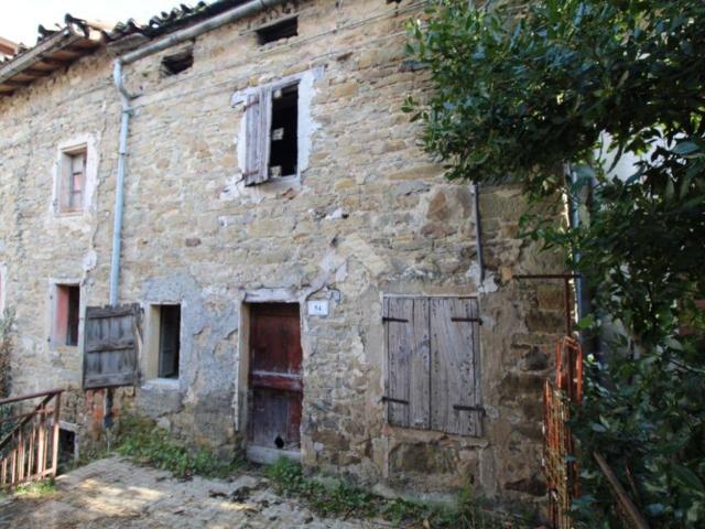 Villa Indipendente in vendita a Appennino Reggiano, Re