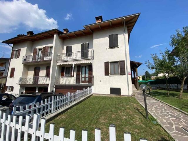 Villa Indipendente in vendita a Appennino Reggiano, Re