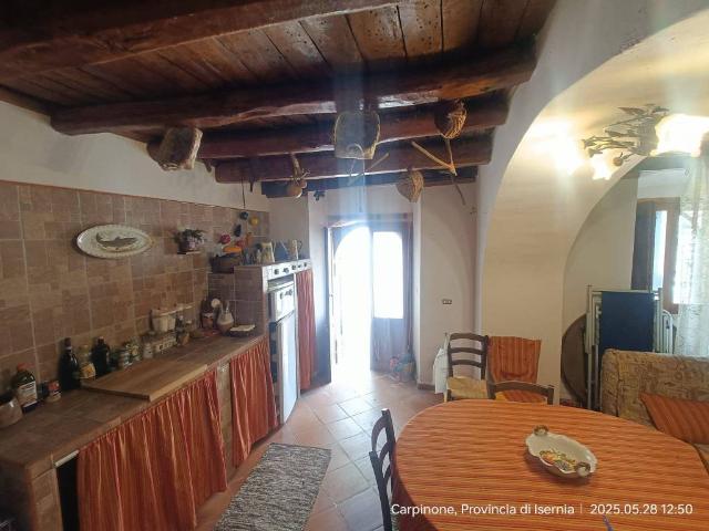 Villa Indipendente in vendita a Carpinone, Molise