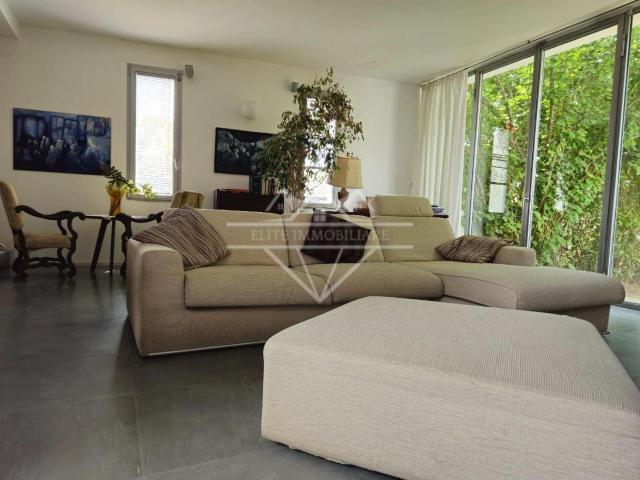Villa Indipendente in vendita a Battilana, Carrara