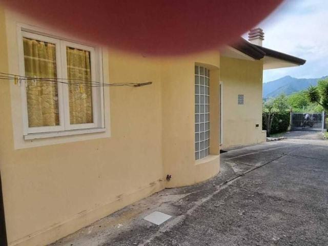 Villa Indipendente in vendita a Macina, Carrara