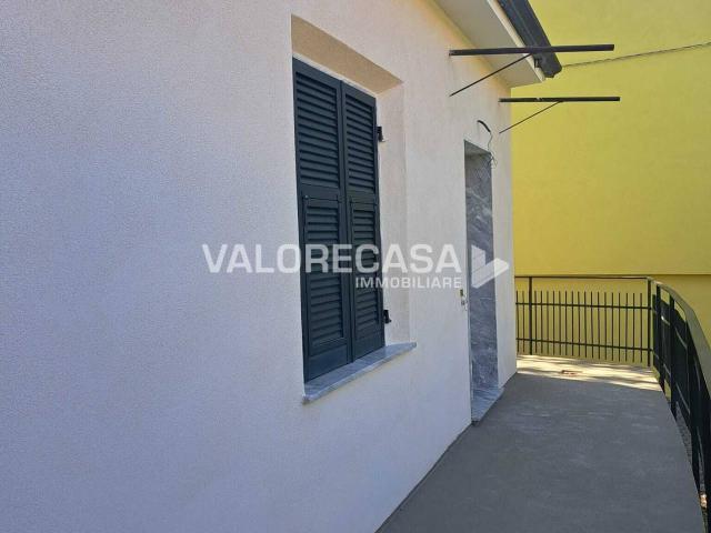 Villa Indipendente in vendita a Gatto Rosso, Carrara