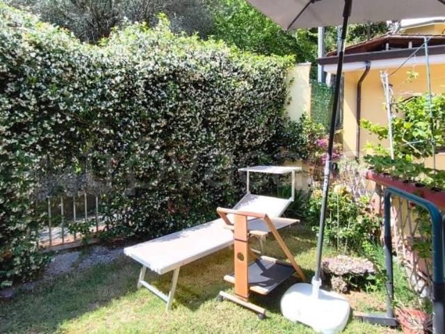 Villa Indipendente in vendita a Carrara, Toscana