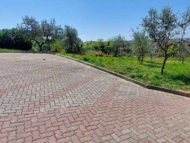 Villa Indipendente in vendita a Carrara, Toscana