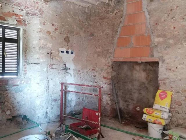 Villa Indipendente in vendita a Carrara, Toscana