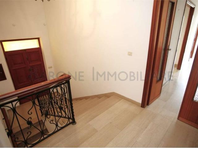 Villa Indipendente in vendita a Carrara, Toscana