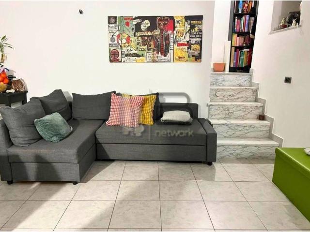 Villa Indipendente in vendita a Carrara, Toscana
