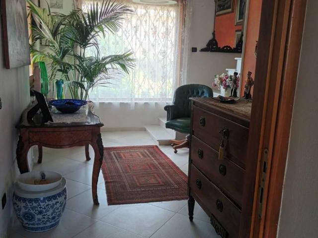 Villa Indipendente in vendita a Perticata, Carrara
