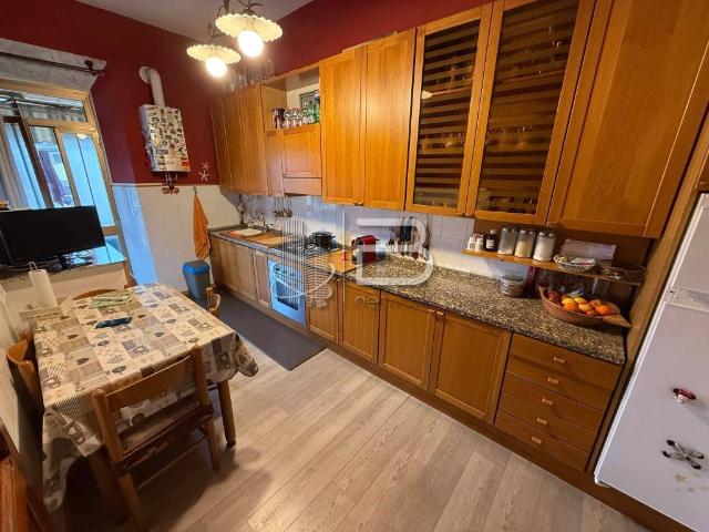 Villa Indipendente in vendita a Marina di Carrara, Carrara