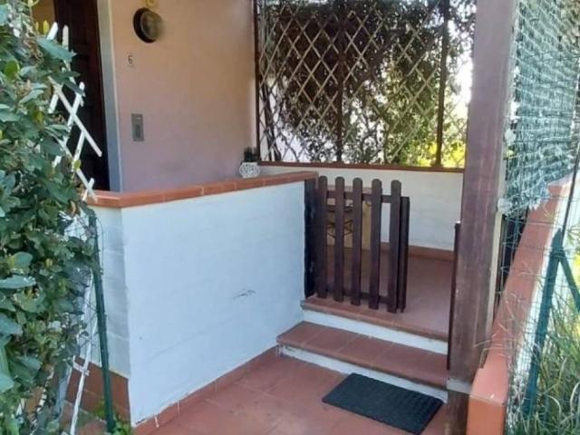 Villa Indipendente in vendita a Sant'Antonio, Carrara