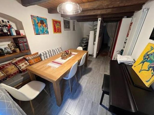 Villa Indipendente in vendita a Fabbrica, Carrara