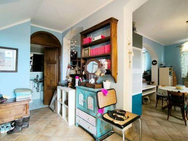 Villa Indipendente in vendita a Carrara, Toscana