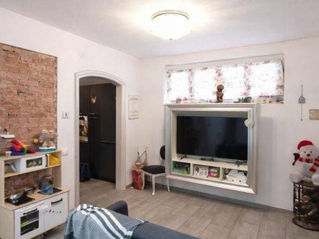 Villa Indipendente in vendita a La Prada, Carrara