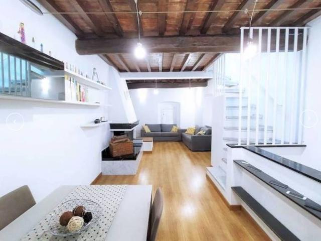 Villa Indipendente in vendita a Fabbrica, Carrara