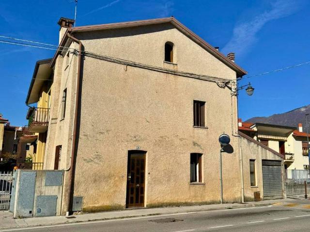 Villa Indipendente in vendita a Carrè, Veneto