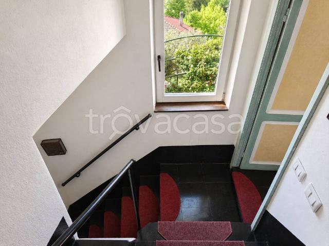 Villa Indipendente in vendita a Carro, Liguria